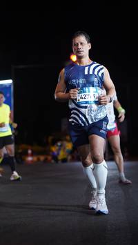 BIB: 427
                            <button type="button" onclick="openModal(23097518)" class="btn btn-primary btn-sm float-right btn-popup" data-toggle="modal" data-target=".modal-high-quality">
                        <i class="fas fa-shopping-cart"></i> Add to Cart
                    </button>
                                            <button type="button" onclick="isThisMe(23097518, true)" class="btn btn-success btn-sm float-right btn-popup btn-isme hidden" data-toggle="tooltip" data-placement="bottom" title="นี่คือรูปของคุณใช่ไหม คลิกที่นี่เพื่อเอาเข้าอัลบั้ม">
                        <i class="fas fa-plus"></i> Add to album
                    </button>
                    <button type="button" onclick="isThisMe(23097518, false)" class="btn btn-warning btn-sm float-right btn-popup btn-isnotme hidden">
                        <i class="fas fa-ban"></i> Remove from album
                    </button>